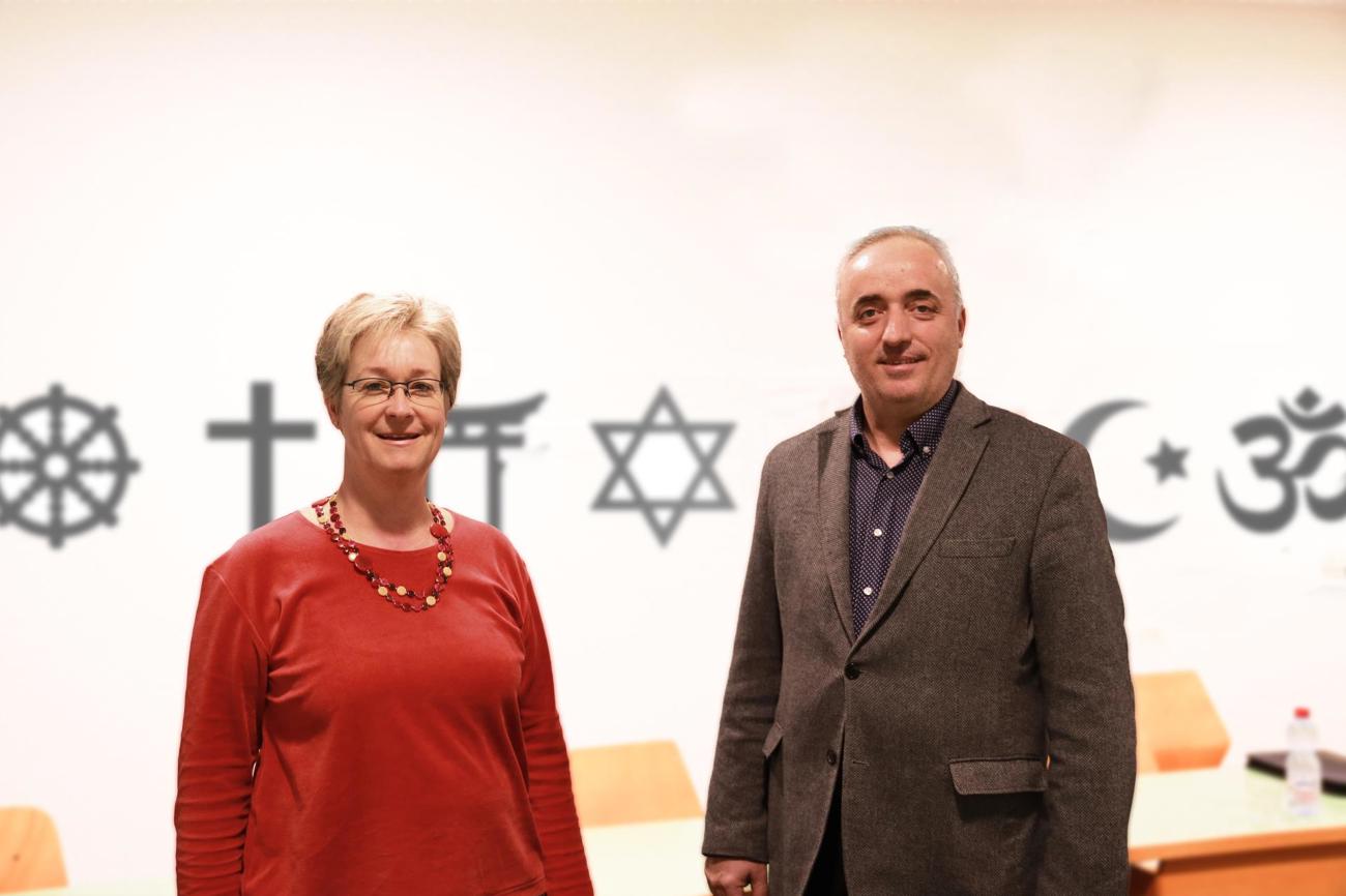 Sind überrascht und besorgt, dass viele Menschen die Religion über die Verfassung stellen: Monica Ferrari und Rehan Neziri vom Interreligiösen Arbeitskreis Thurgau. (Bild: Claudia Koch)