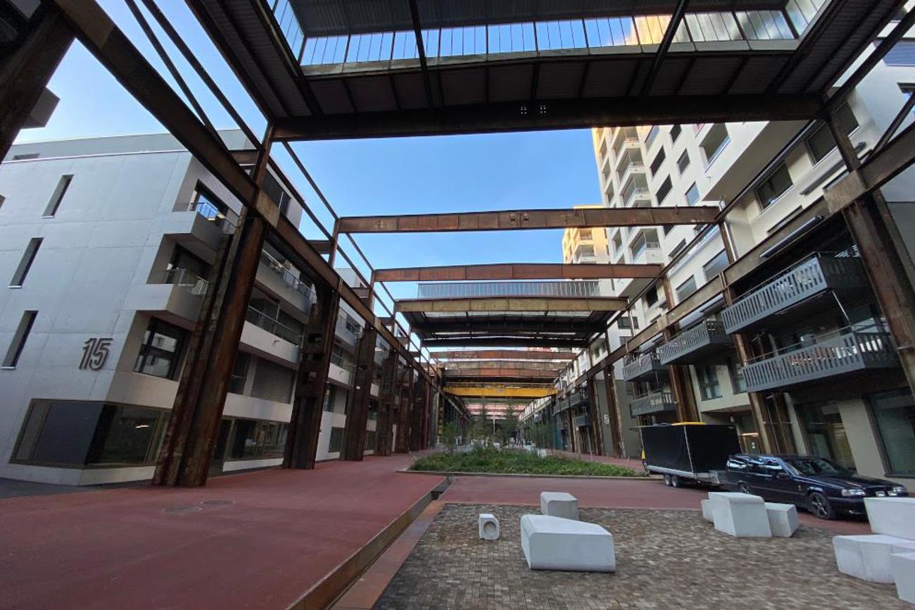 «Urbane Diakonie» in der Stahlgiesserei: Der neue Begegnungsort liegt im Haus 15B, ist ebenerdig und mit seinen grossen Glasfronten gut sichtbar.| Adriana Di Cesare