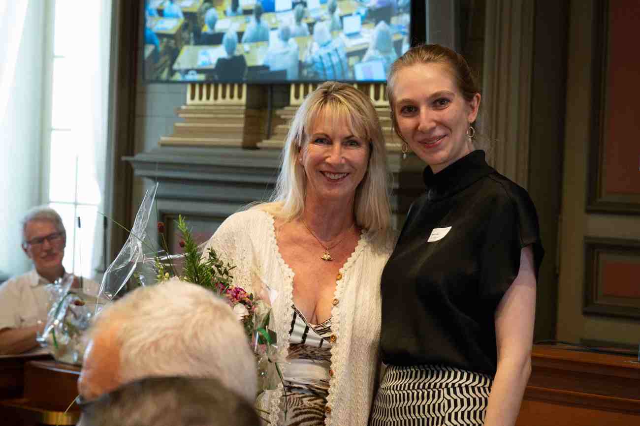 Sie tritt die Nachfolge von Antje Ziegler (links) an, die nach 15 Jahren als Kirchenrätin aufhört. Foto: Andreas Ackermann
