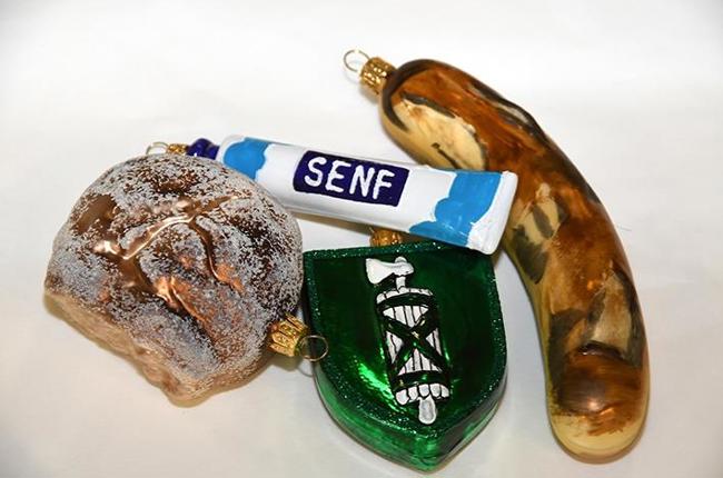 2301 Christbaumkugeln 7