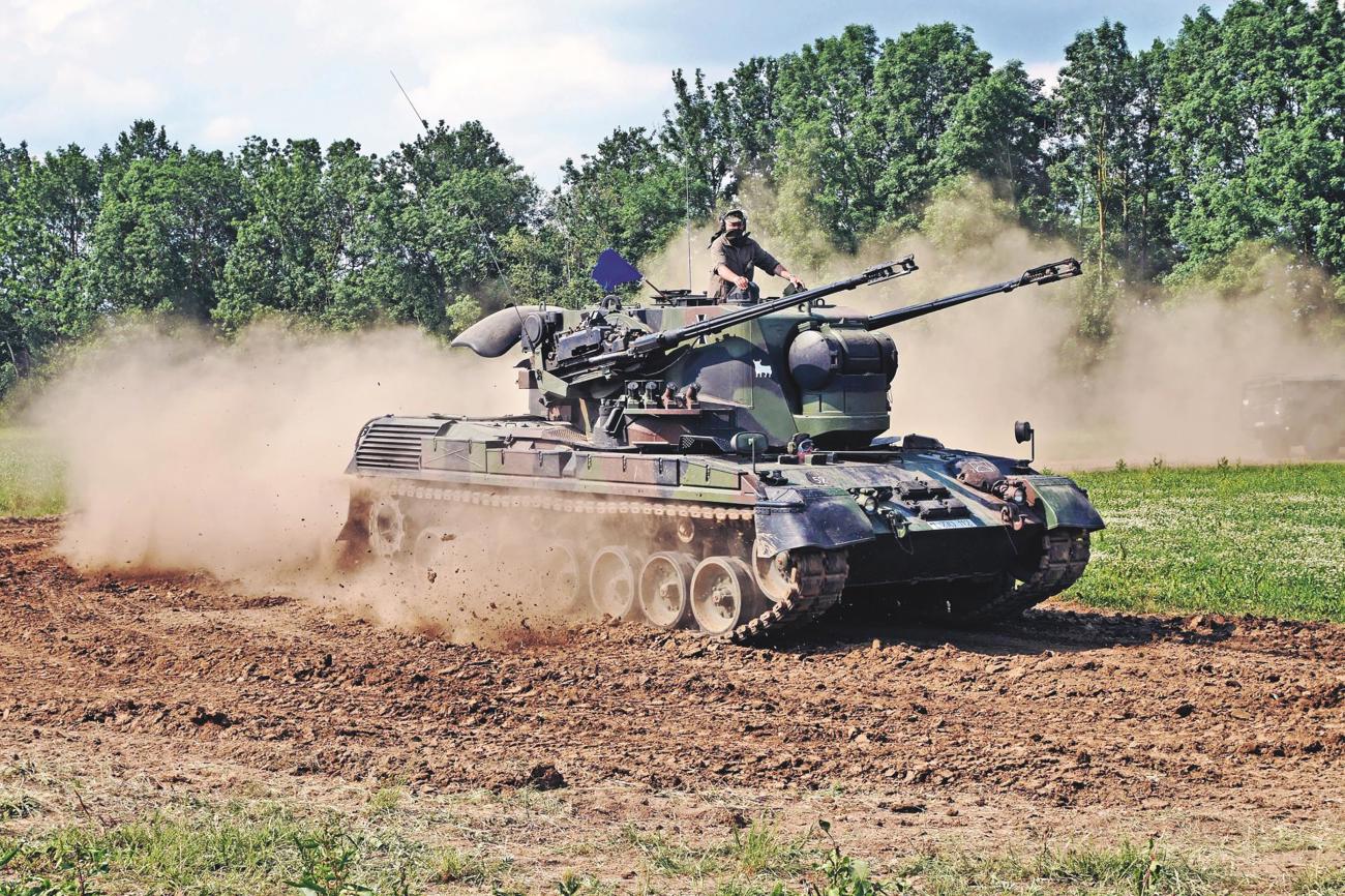 Ein Flugabwehrkanonenpanzer Gepard in Deutschland. Der Bundesrat untersagte Deutschland die Lieferung von Schweizer Gepard-Munition an die Ukraine.