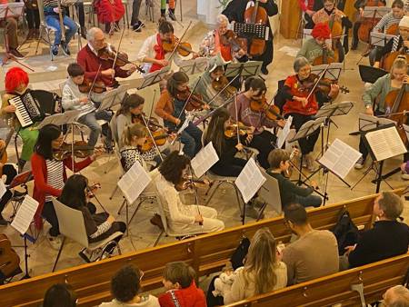 Kurz tönte es nach Kakofonie, doch schnell fanden alle zusammen
