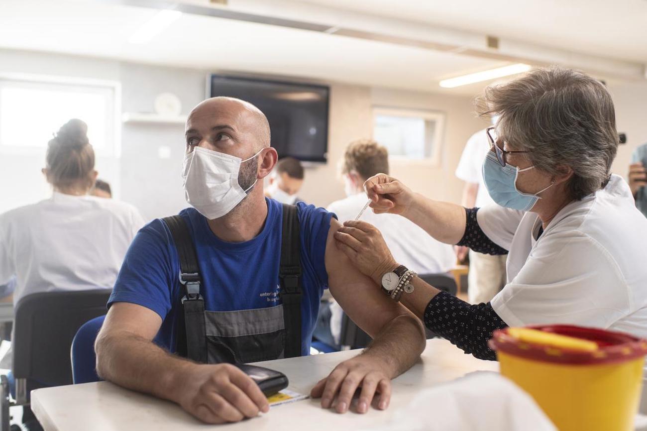 Impfaktion in der Schweiz. |keystone, Ennio Leanza