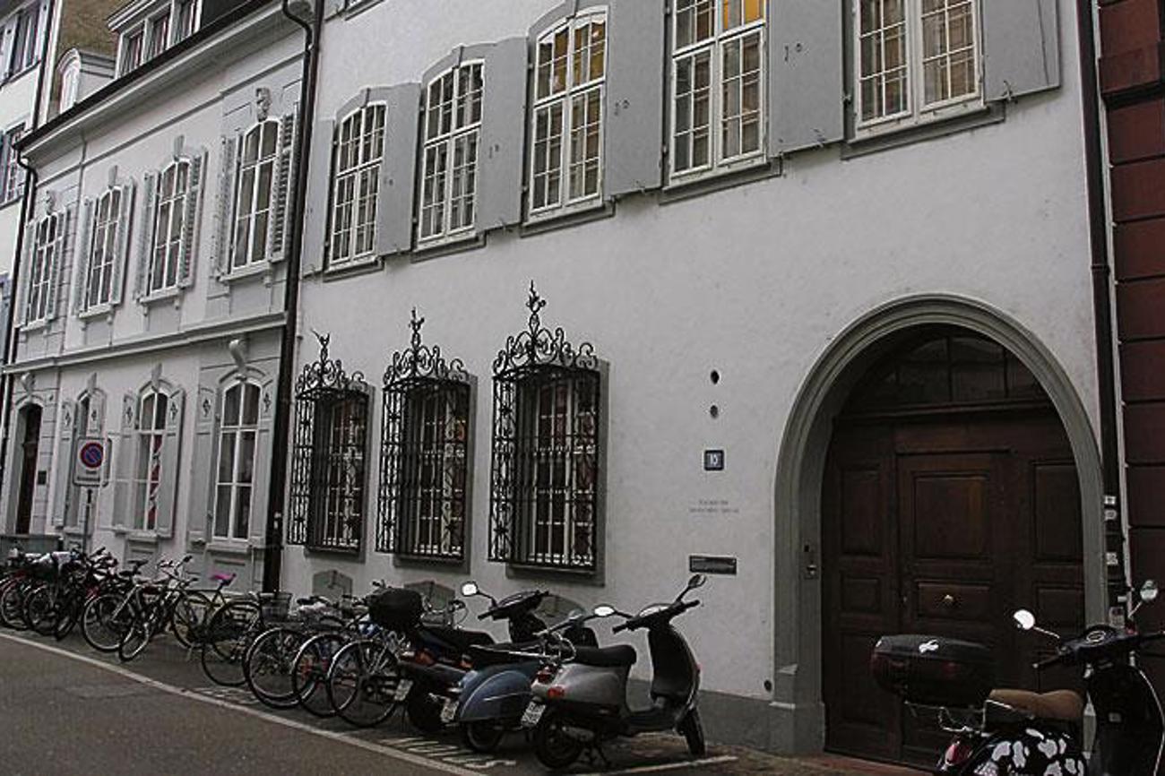 Seit 50 Jahren beherrbergt das Haus am Nadelberg 10 in Basel das Theologische Seminar.
