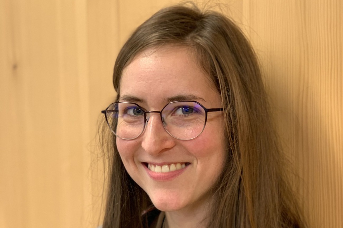 «Ich bin theoretisch katholisch», sagt Ladina Kamber, Jugendarbeiterin bei der reformierten Kirchgemeinde Thal-Lutzenberg. Foto: Martina Seger-Bertschi