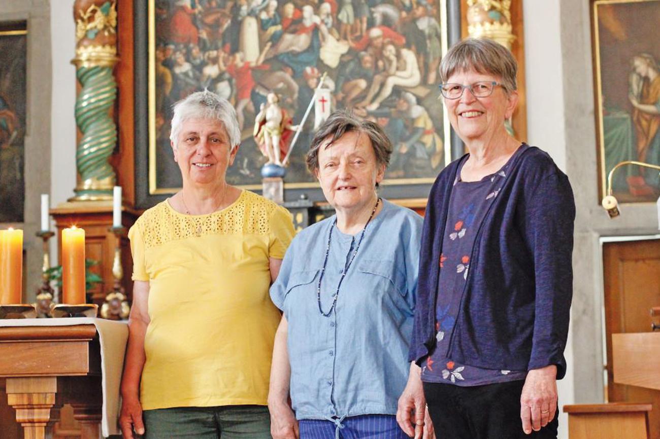 Die Gruppe vom Friedensgebet in der Klosterkirche: Der Anlass wird weiterbestehen. |Zuber