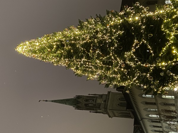 #18: Lichterglanz vor Laurenzenkirche