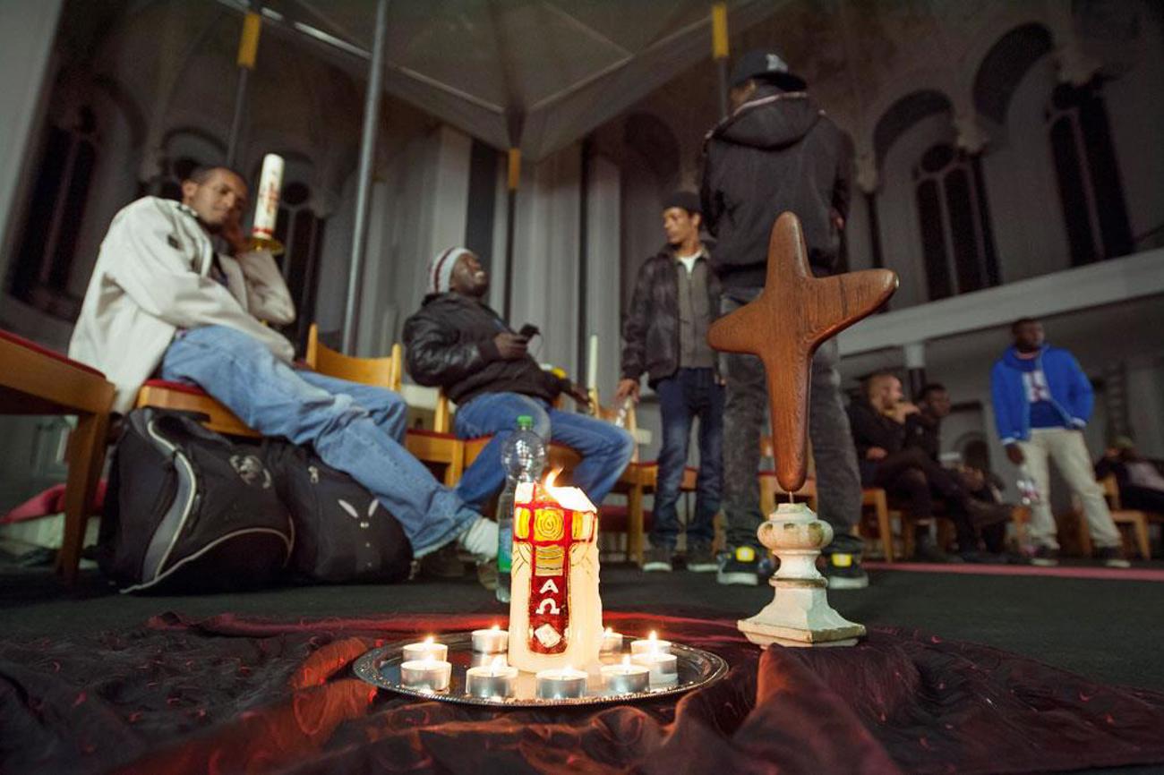 Flüchtlinge in einer Kirche in Berlin. | epd-Bild