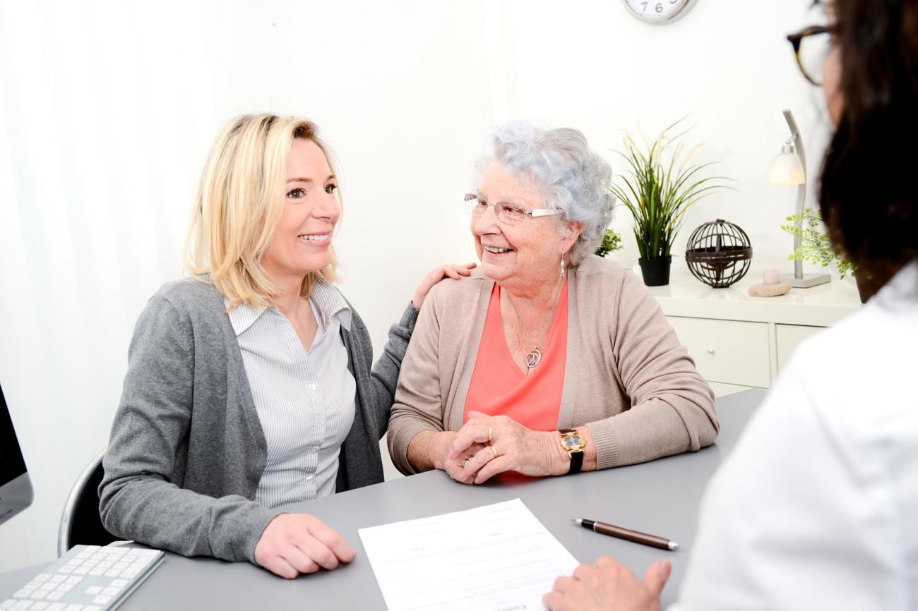 Gutes soziales und kirchliches Umfeld und gute Beratung für die Vorsorge bei Urteilsunfähigkeit lassen schwierige Entscheide entspannter angehen.