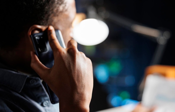 «143, Dargebotene Hand, Grüezi»