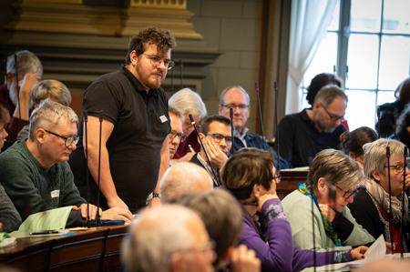 Synode will Stellen prüfen