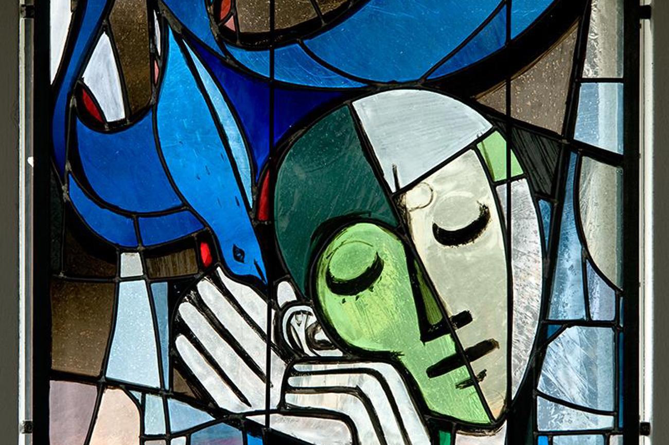 Hören – Glasbild von Felix Hoffmanns aus der ref. Kirche Bellach.