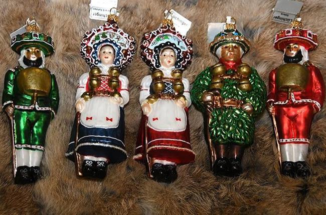 2301 Christbaumkugeln 18