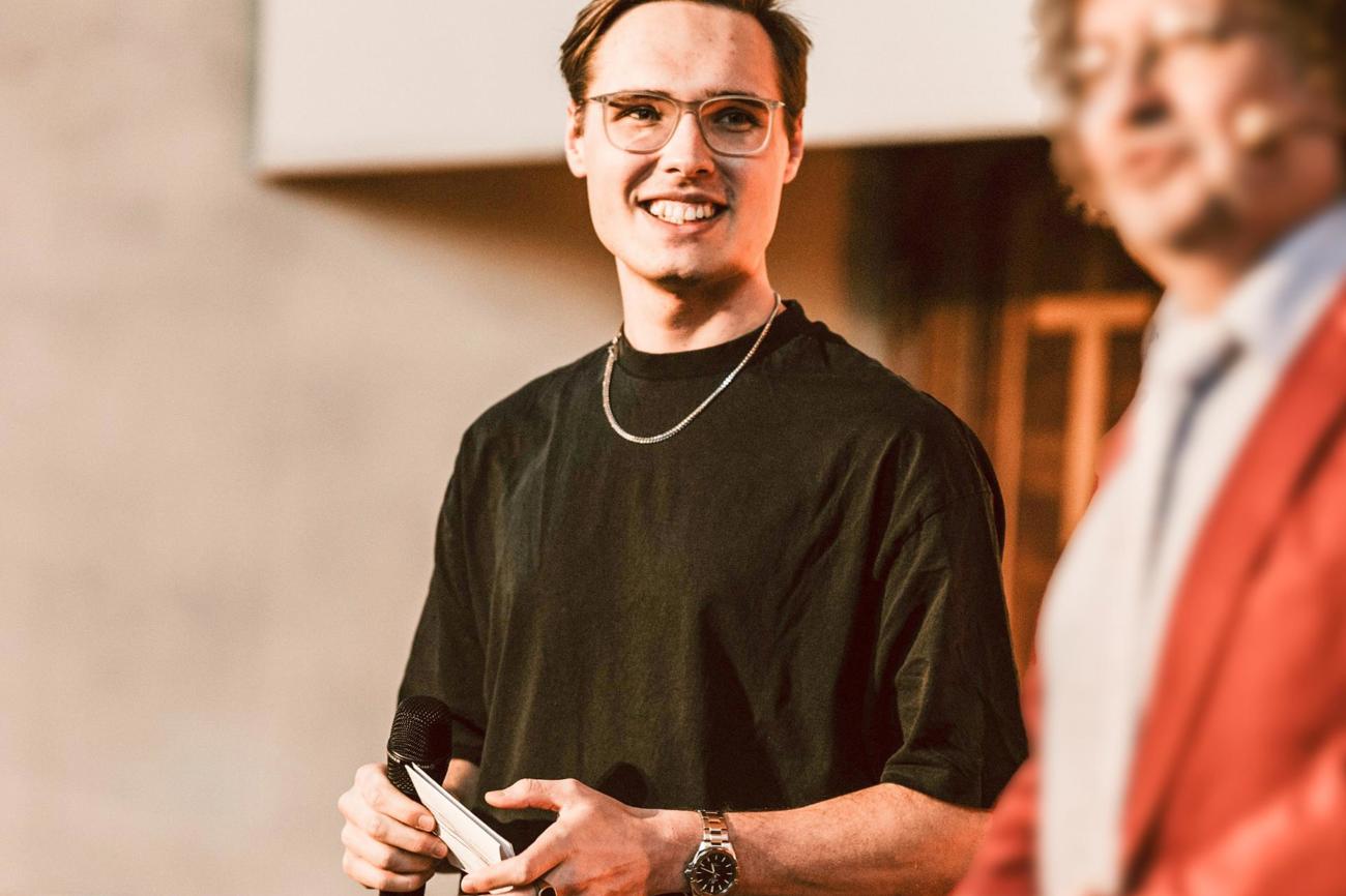 Hinter dem Start-up-Gottesdienst steht
eine Gruppe junger Erwachsener aus der Evangelischen
Kirchgemeinde Tägerwilen-Gottlieben.
Zu ihnen gehört Dominik Murer (siehe Bild). (Bilder: zVg)