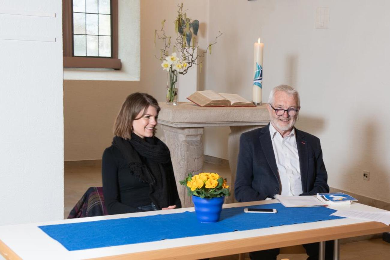 Pfarrer Reiner Jansen und Juso-Präsidentin Ronja Jansen sehen Parallelen im Christentum und linker Politik. | Susanne Seiler