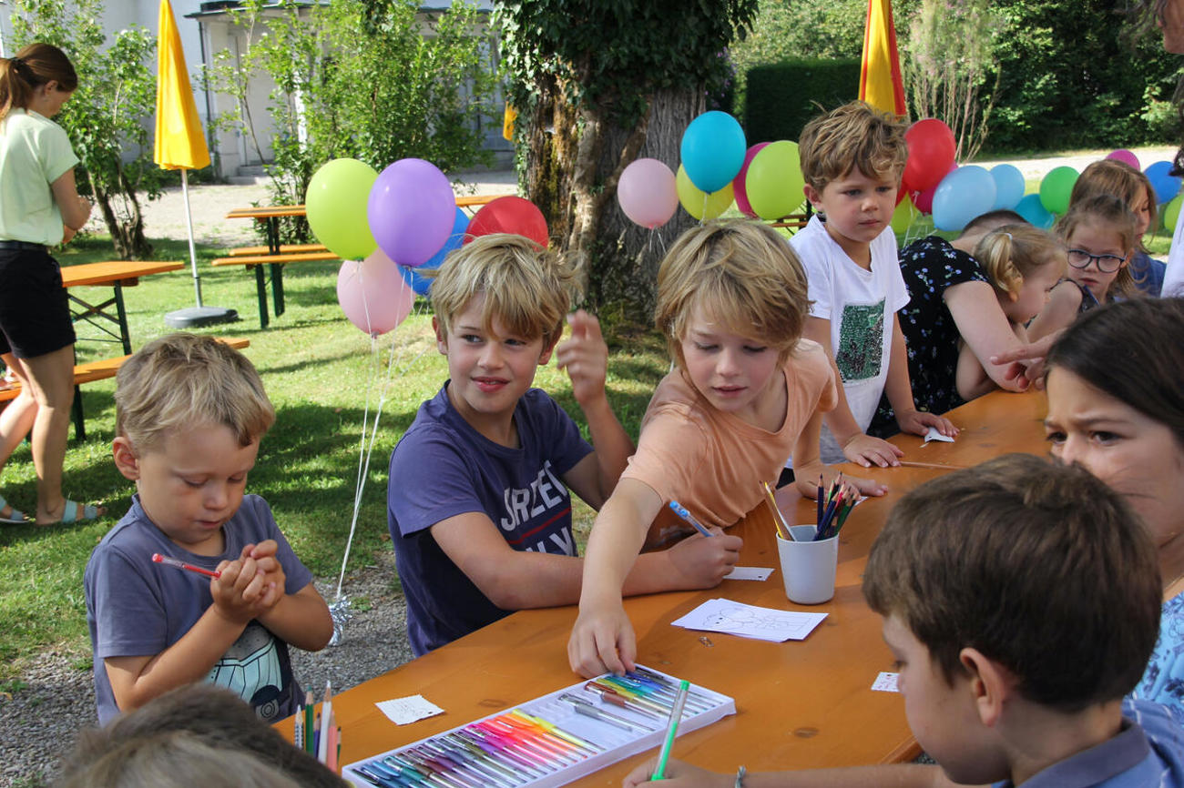 Freiluft-Gottesdienst zum Schulanfang in Niederuzwil. Foto: Cecilia Hess-Lombriser